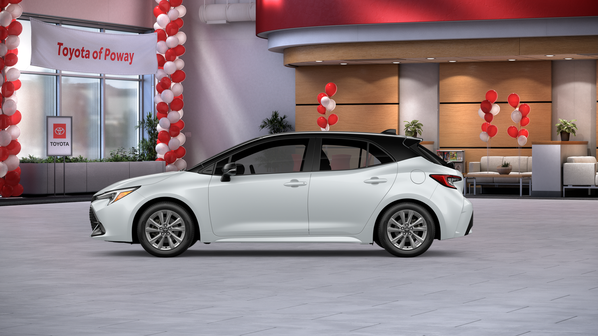 New 2027 Wind Chill Pearl with Black roof <sup>1</sup> Toyota  SE image 28