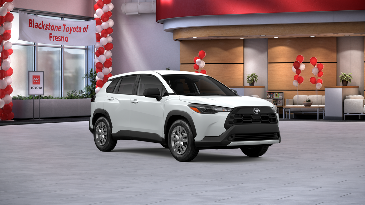 2026 Toyota Corolla Cross L photo 4