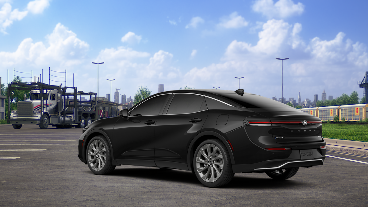 2026 Toyota Crown Limited photo 4