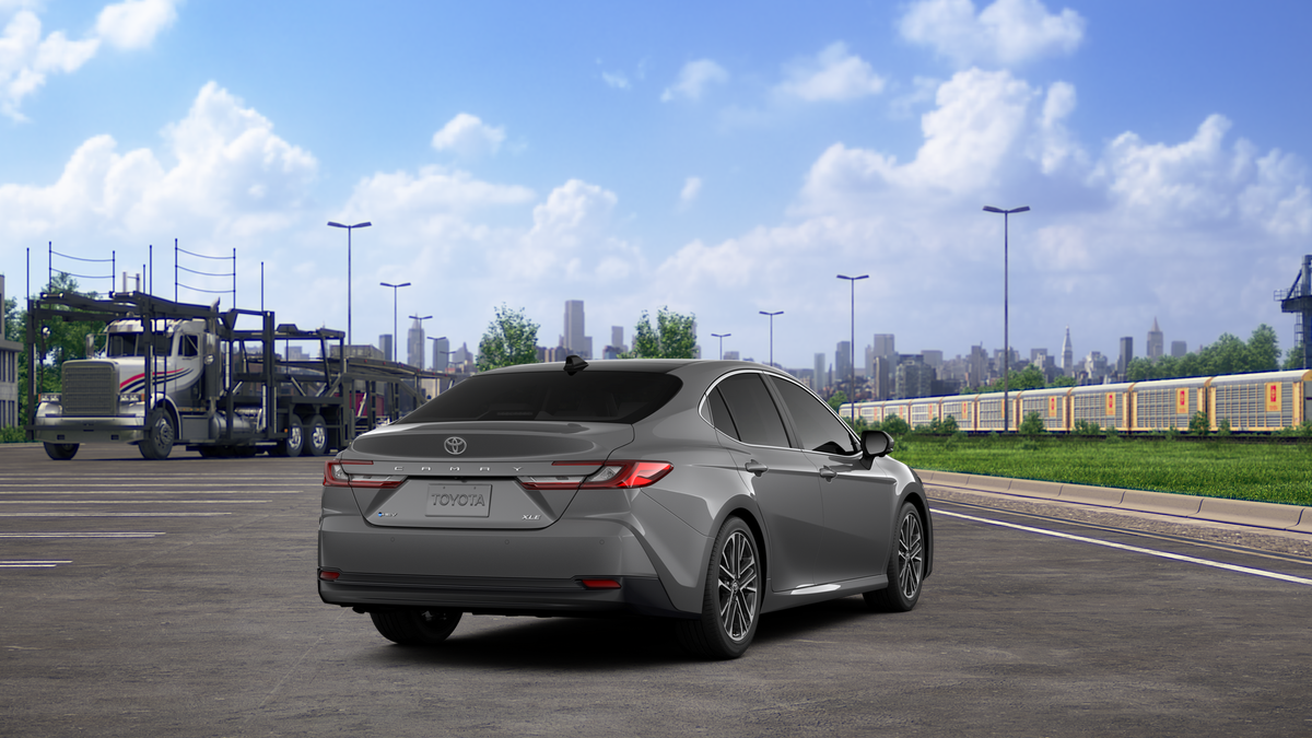2026 Toyota Camry XLE photo 8