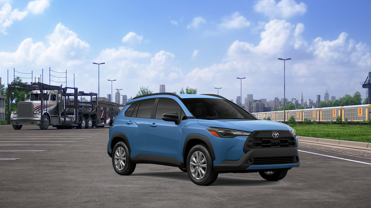 2026 Toyota Corolla Cross LE photo 12