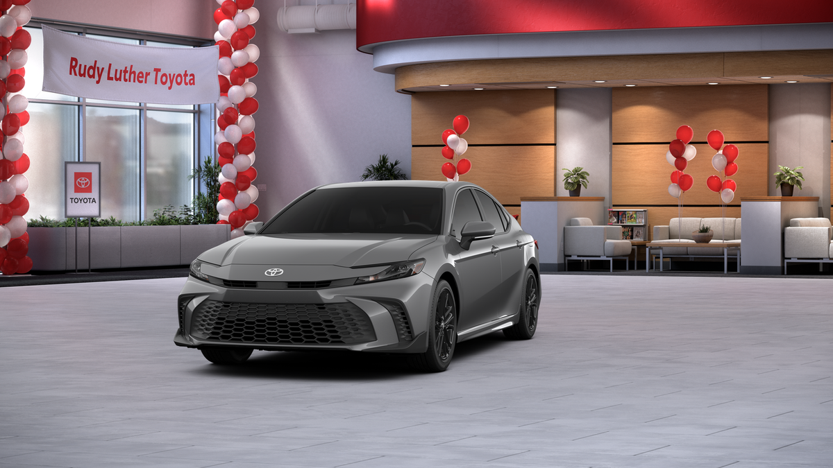2026 Toyota Camry SE photo 13