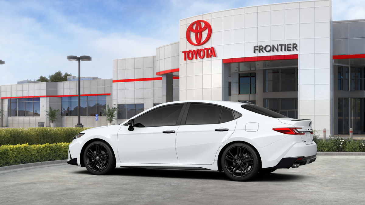 Camry Nightshade 2.5L 4-Cyl. Engine Front-Wheel Drive [4]