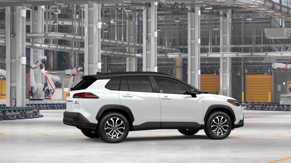 New 2026 Wind Chill Pearl with Jet Black roof <sup>1</sup> Toyota  SE image 13