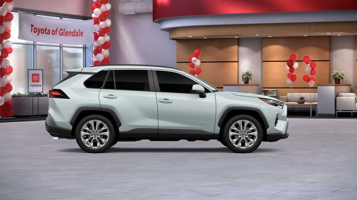 2025 Toyota RAV4 XLE Premium photo 12