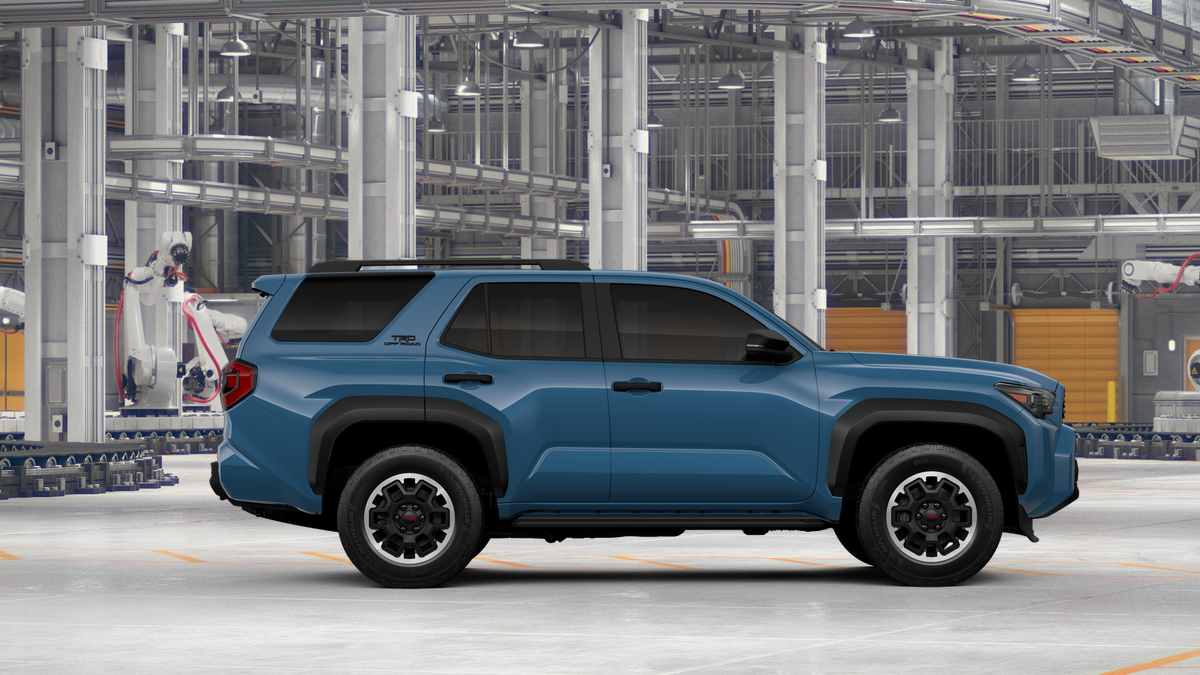 2025 Toyota 4Runner TRD Off-Road photo 12