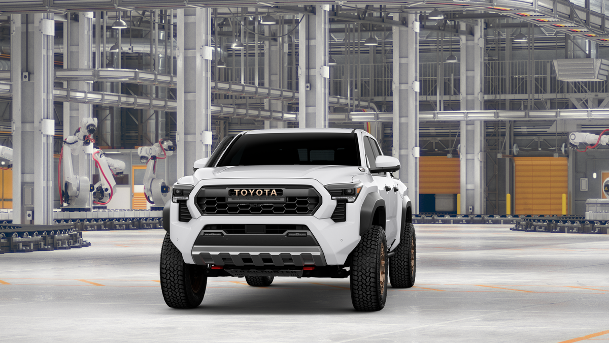 2025 Toyota Tacoma Trailhunter Double Cab photo 2