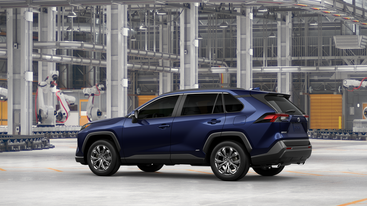 2025 Toyota RAV4 Hybrid XLE Premium photo 4