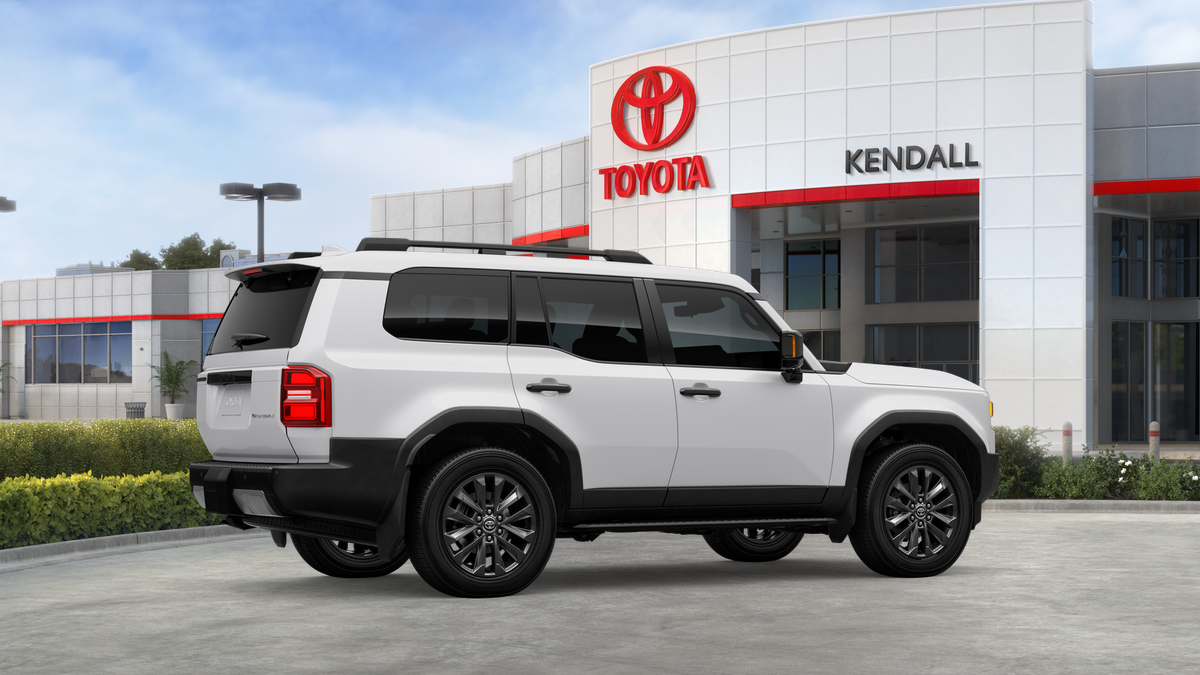 New 2027 Ice Cap Toyota  image 13