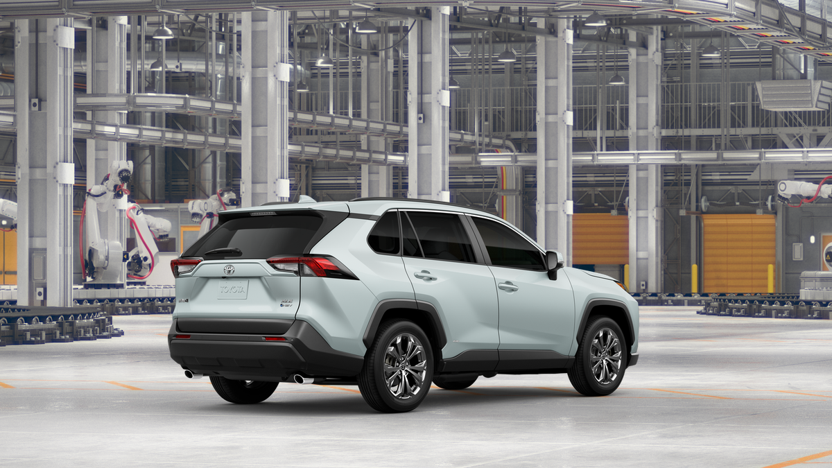 2025 Toyota RAV4 Hybrid XLE Premium photo 9