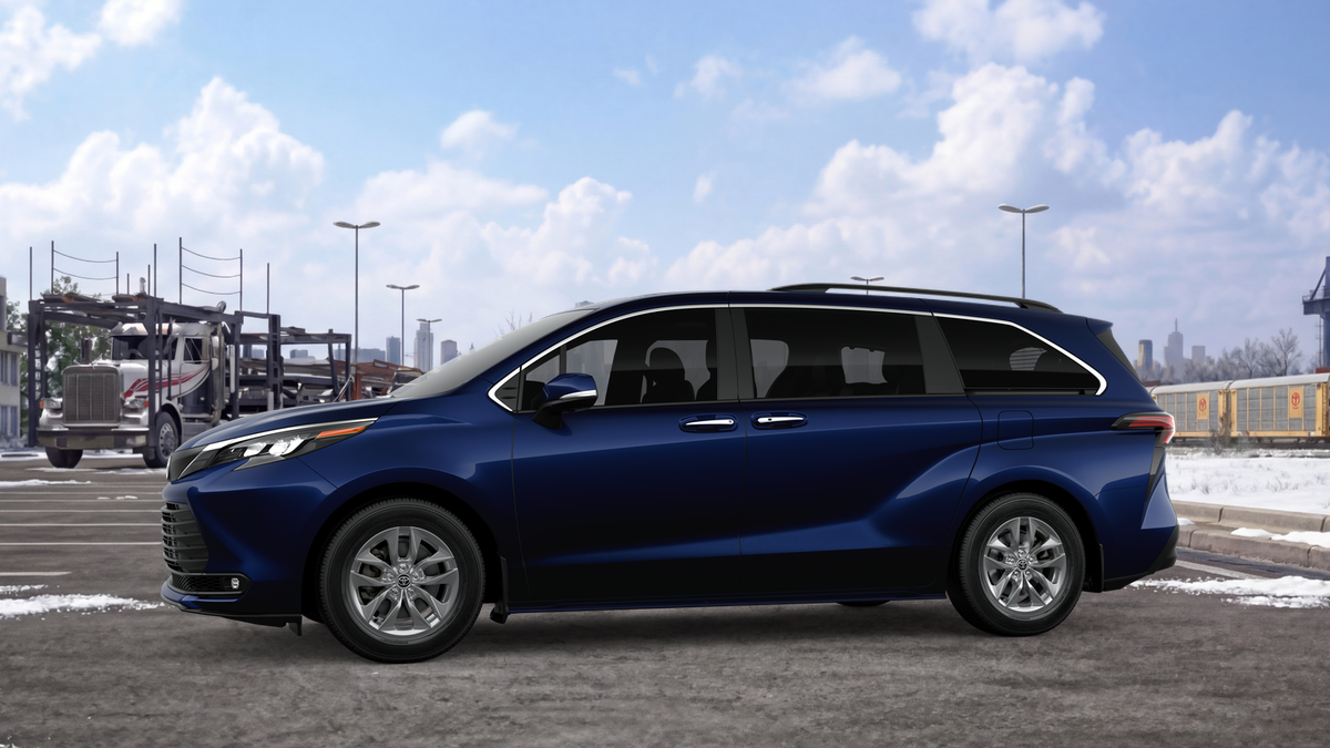 2026 Toyota Sienna photo 5