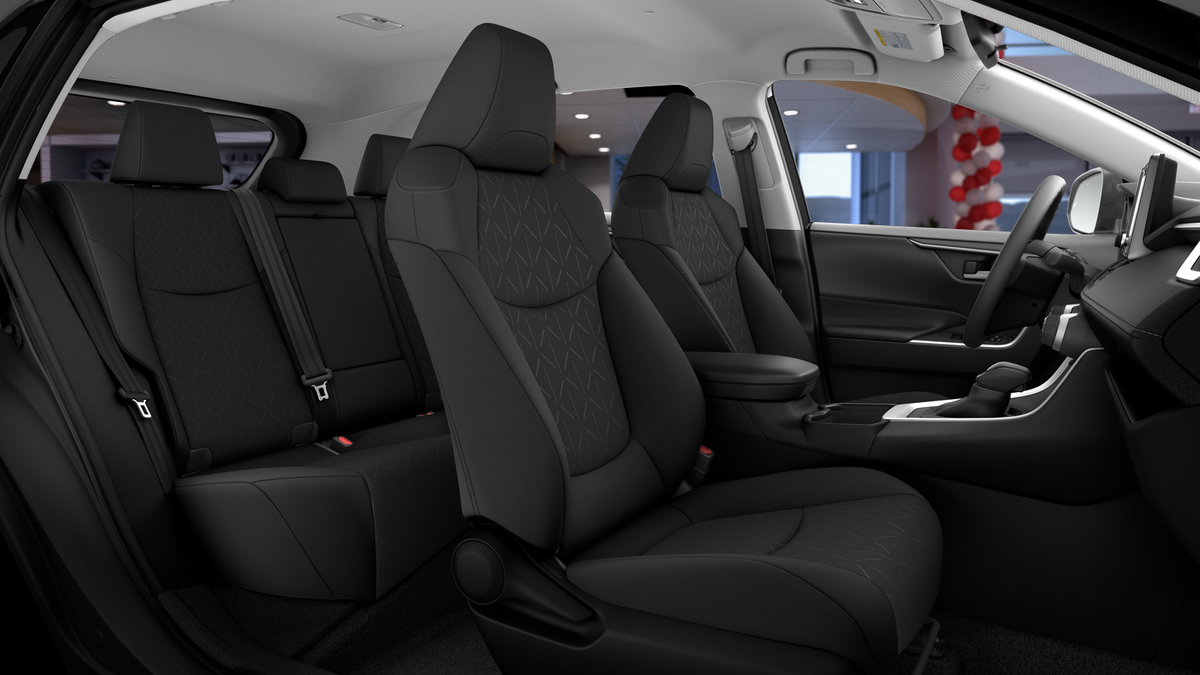2025 Toyota RAV4 XLE photo 21