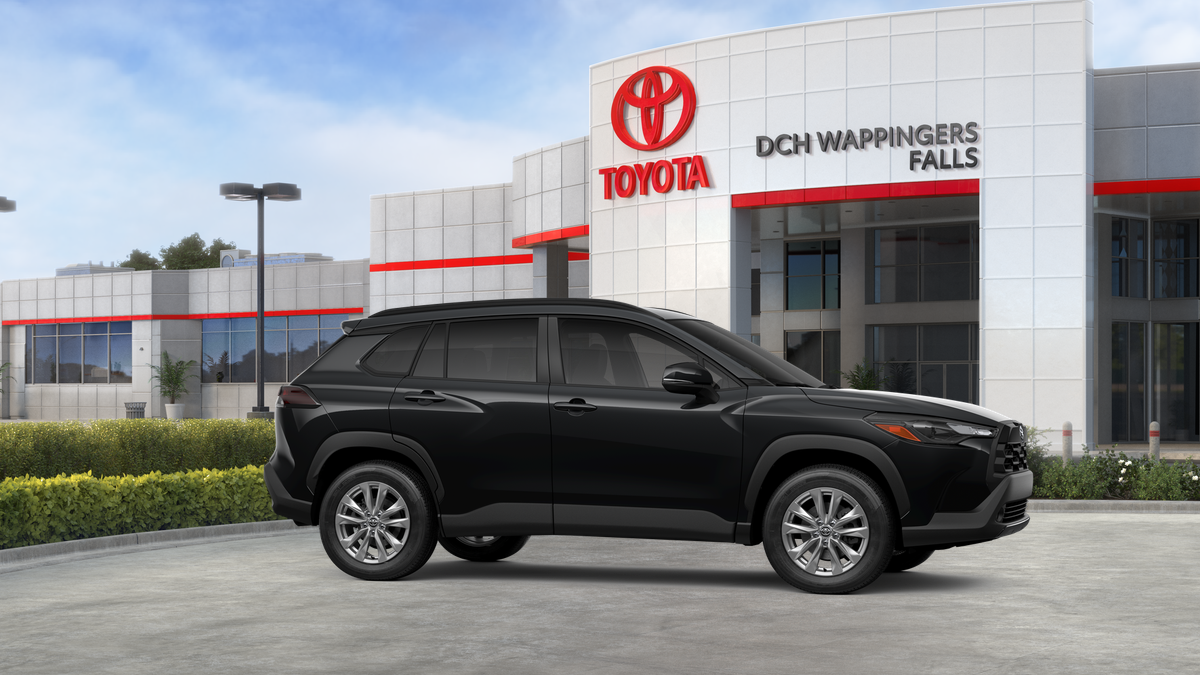 2026 Toyota Corolla Cross LE photo 3