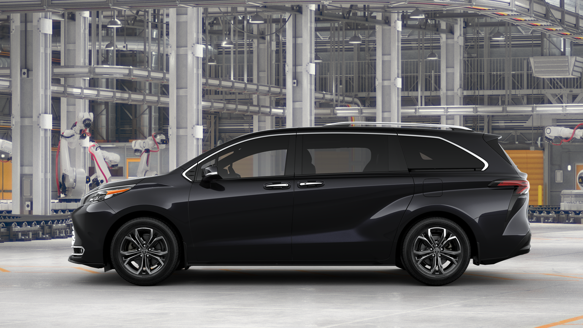 2025 Toyota Sienna Platinum photo 4