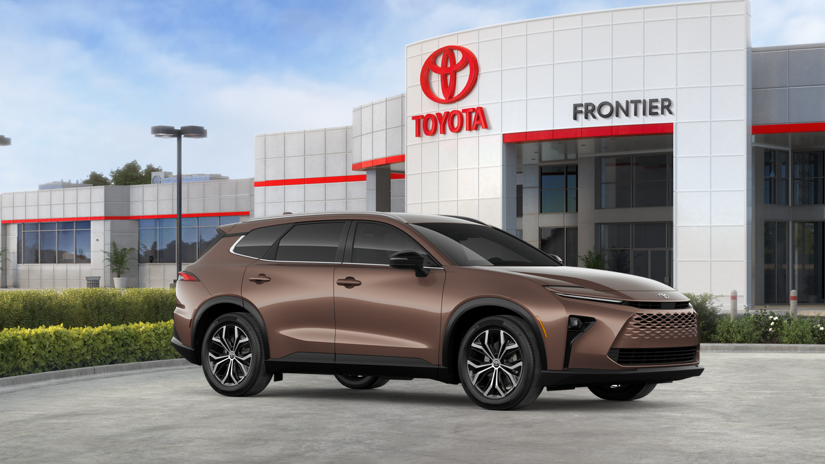 Toyota Crown Signia XLE 2.5L 4-Cyl. Hybrid Engine All-Wheel Drive [13]