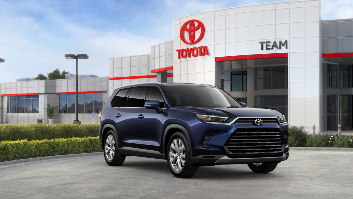2025 Toyota Grand Highlander Limited photo 24