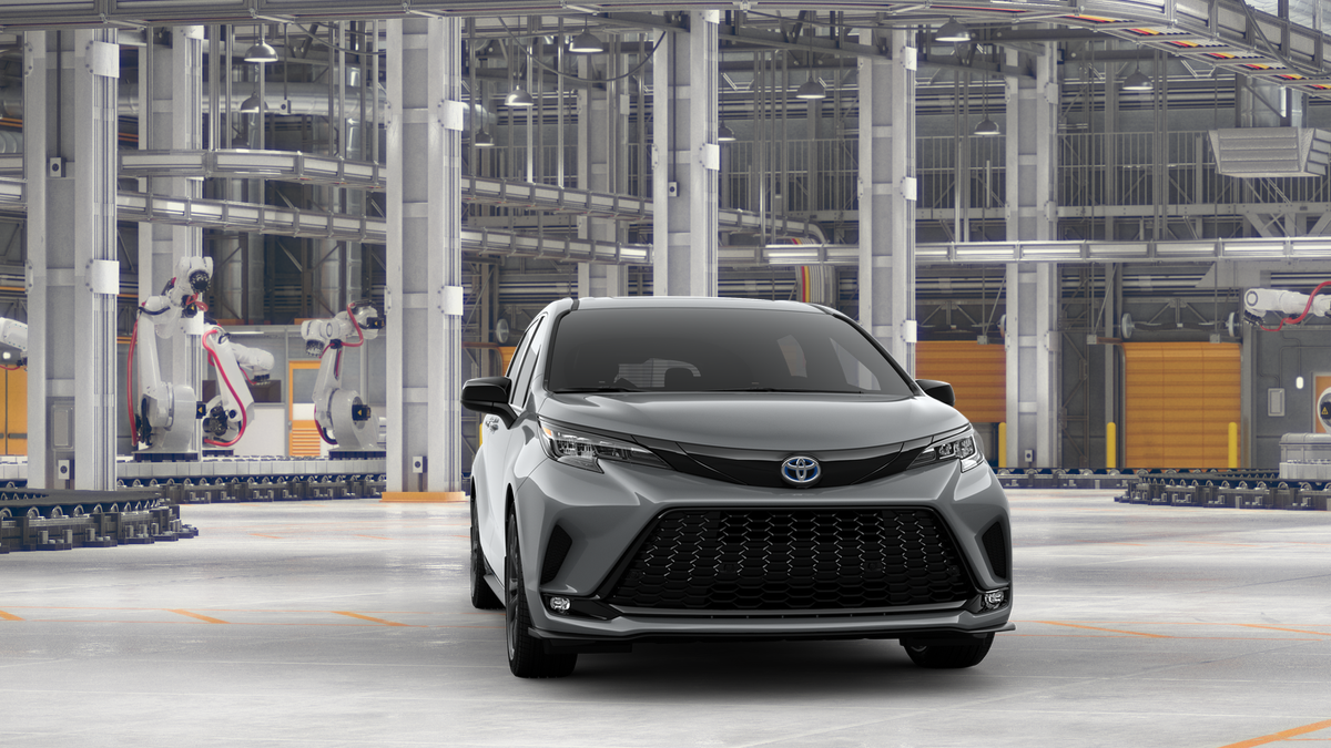 2025 Toyota Sienna XSE photo 15