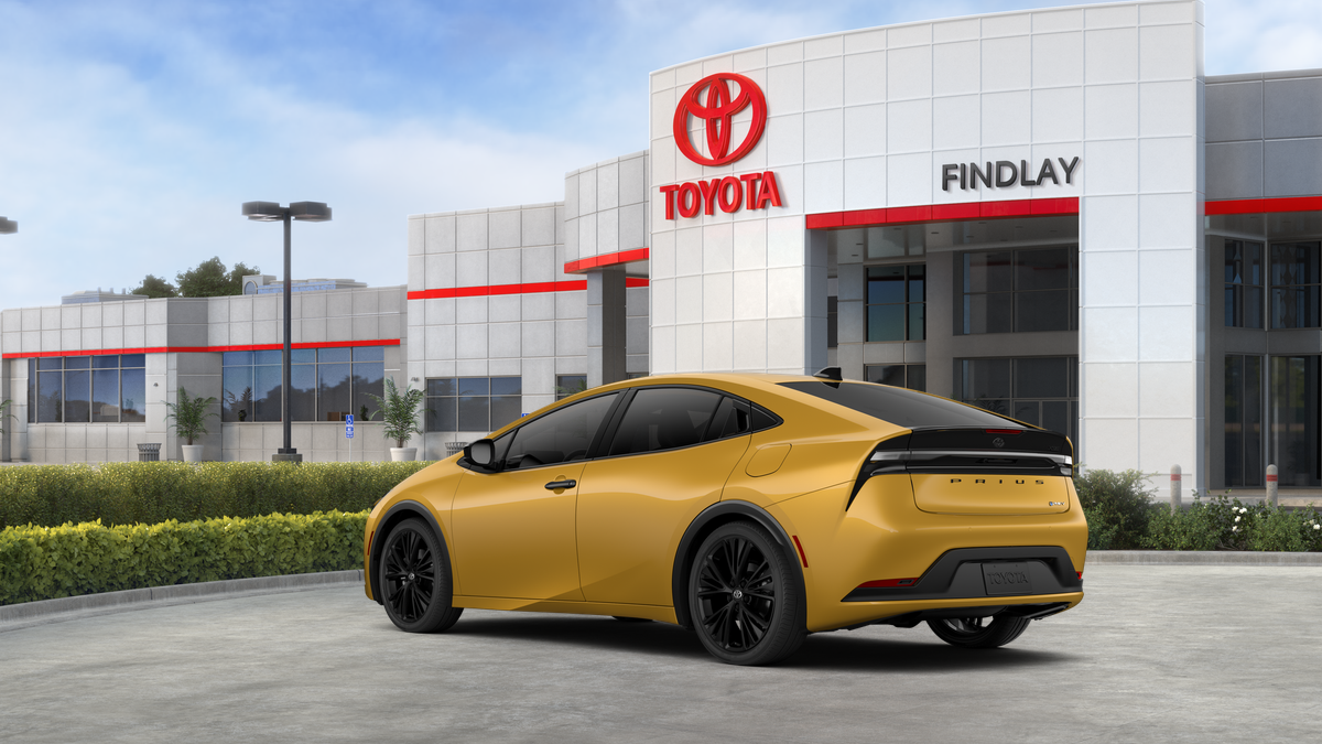 New 2027 Toyota Prius Plug-in Hybrid Sedan