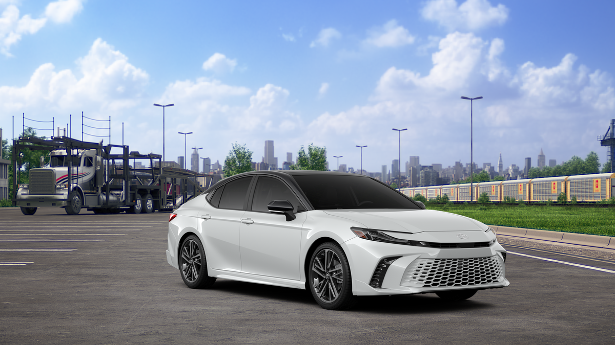 New 2026 Wind Chill Pearl with Midnight Black Metallic roof <sup>1</sup> Toyota  XSE AWD image 17