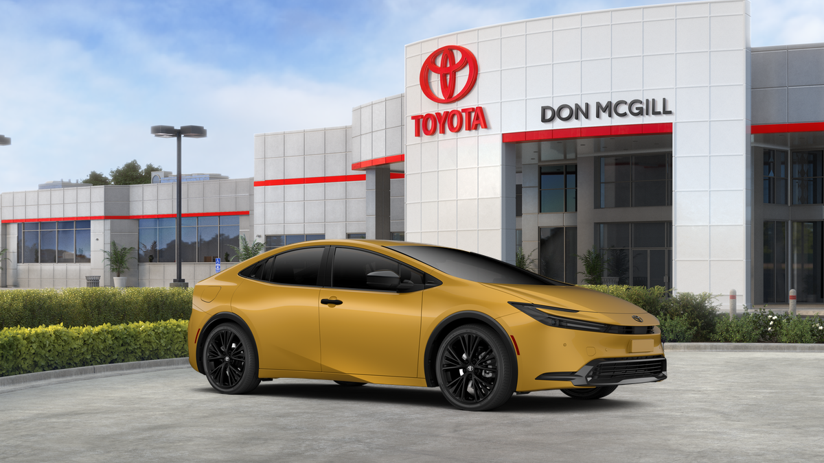 New 2027 Toyota Prius Plug-in Hybrid Sedan