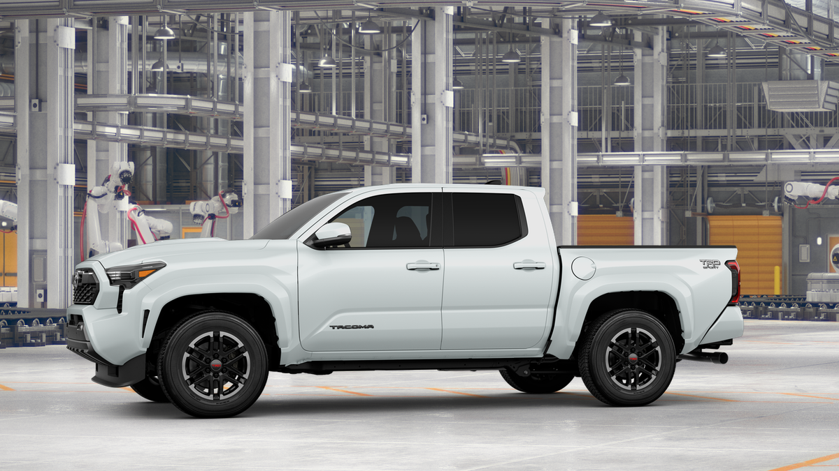 2025 Toyota Tacoma TRD Sport Double Cab photo 3