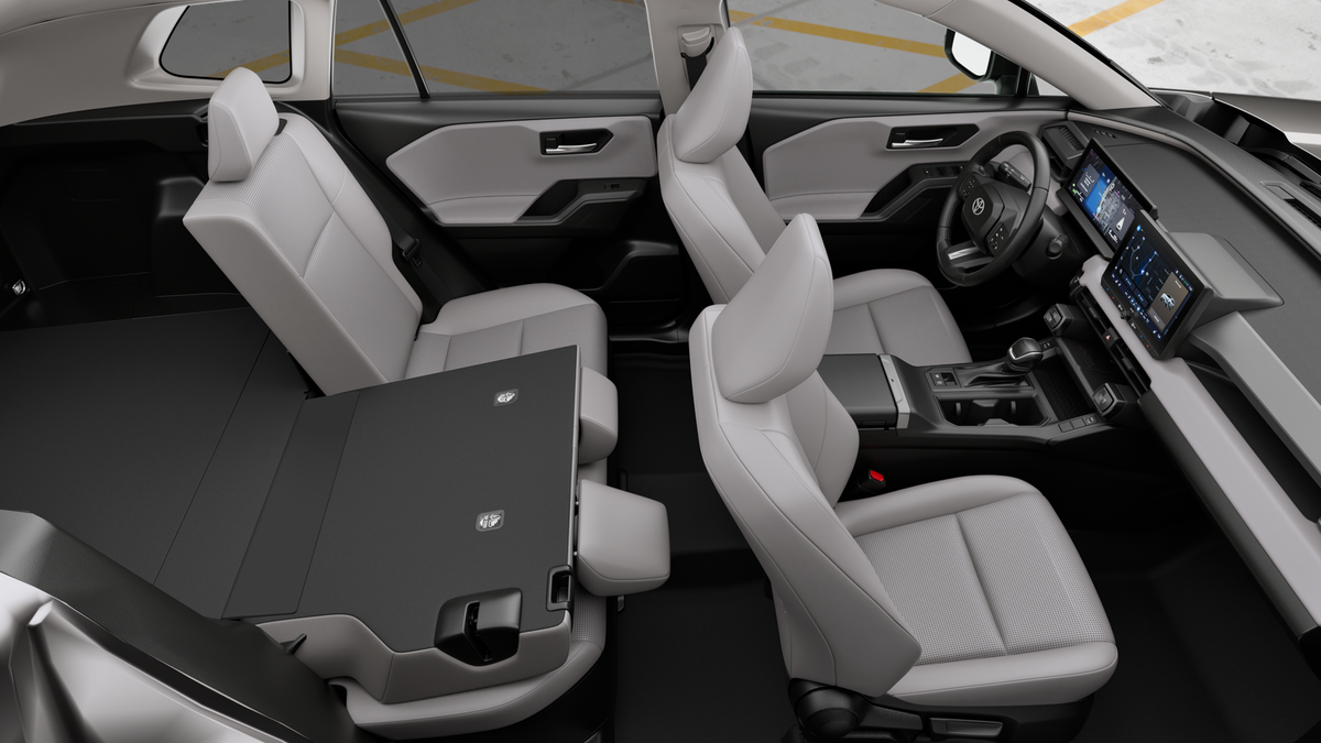 New 2026 Ice Cap Toyota XLE Premium image 22