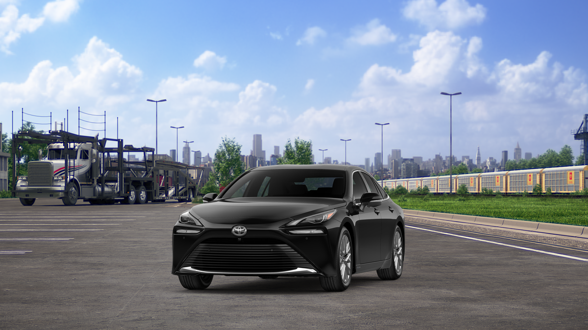 2025 Toyota Mirai XLE photo 17