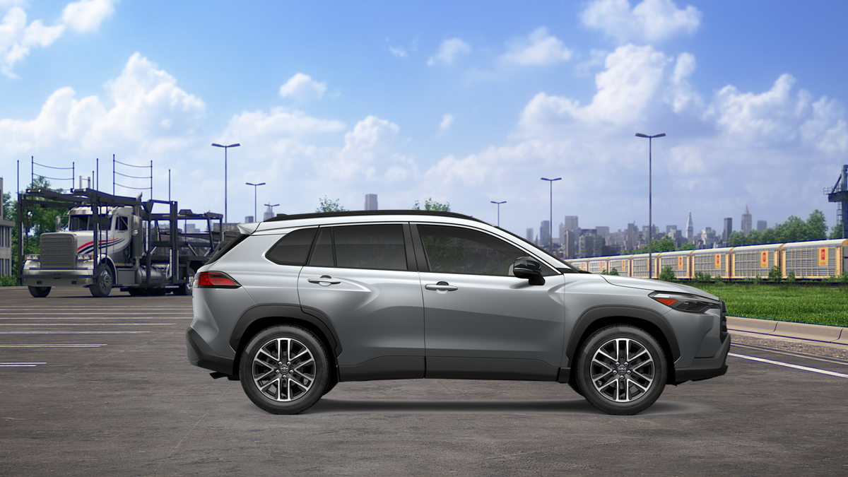 2026 Toyota Corolla Cross XLE photo 12