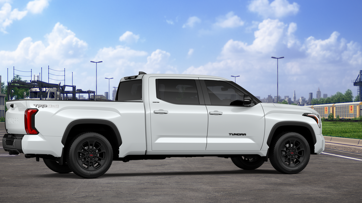 New 2026 Wind Chill Pearl <sup>1</sup> Toyota  Limited image 13