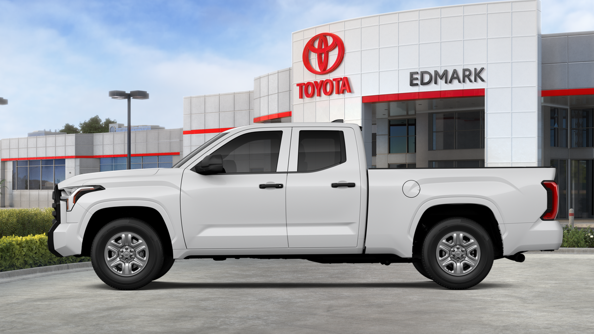 New 2026 Ice Cap Toyota  SR image 25