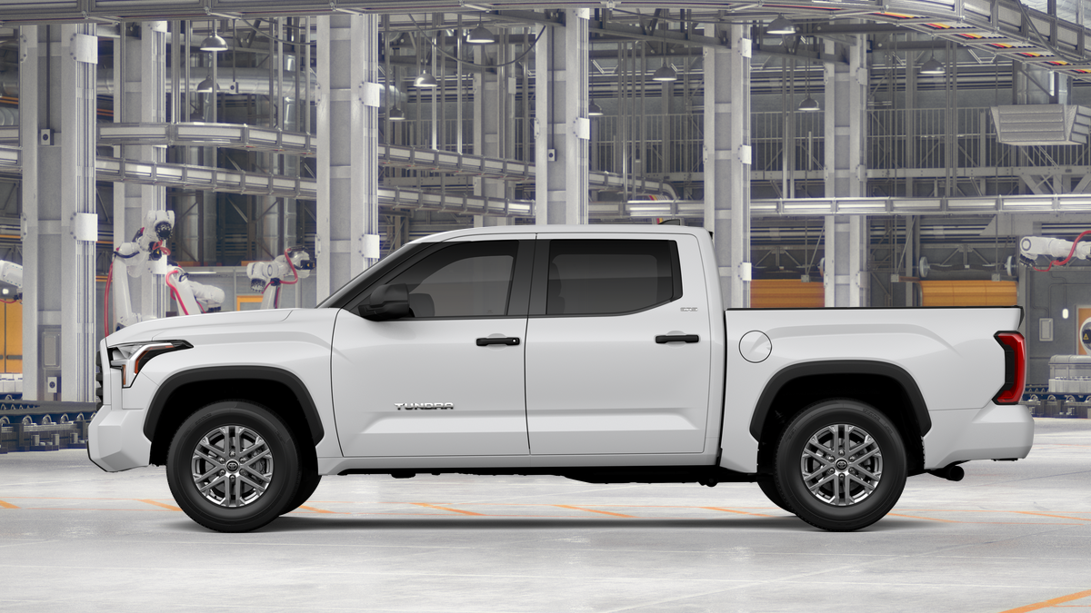 2026 Toyota Tundra SR5 CrewMax photo 4