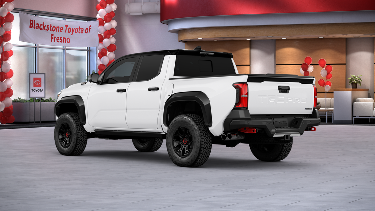 2026 Toyota Tacoma TRD Pro - Photo 9