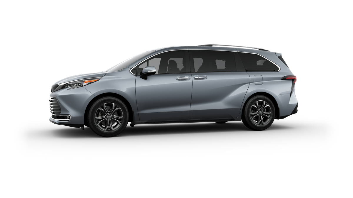 2025 Toyota Sienna Platinum photo 18