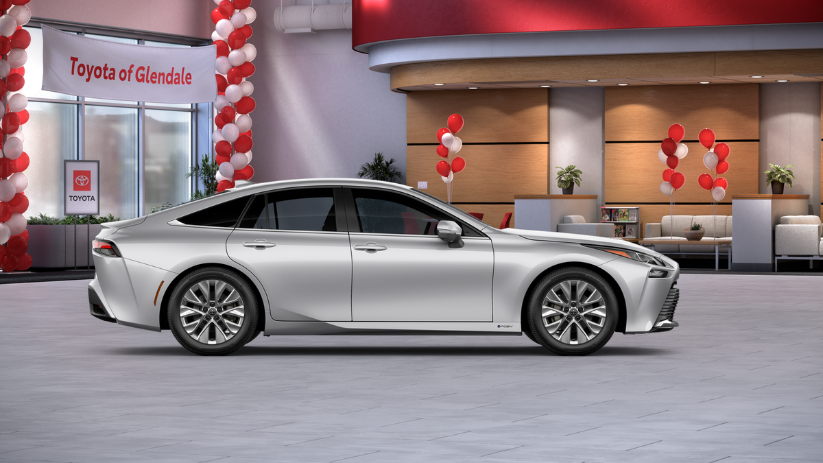 2025 Toyota Mirai XLE - Photo 14