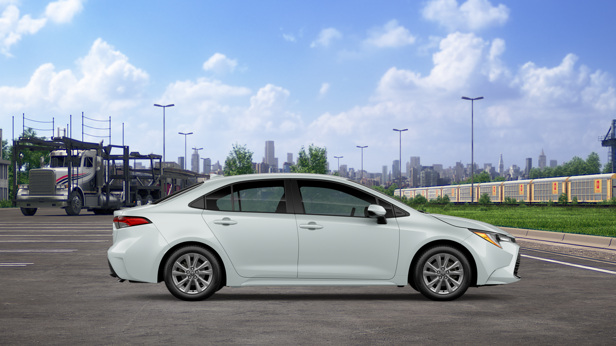 2026 Toyota Corolla LE photo 12