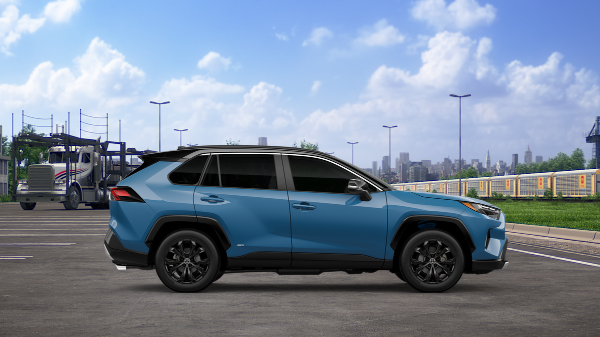 2025 Toyota RAV4 Hybrid XSE photo 12