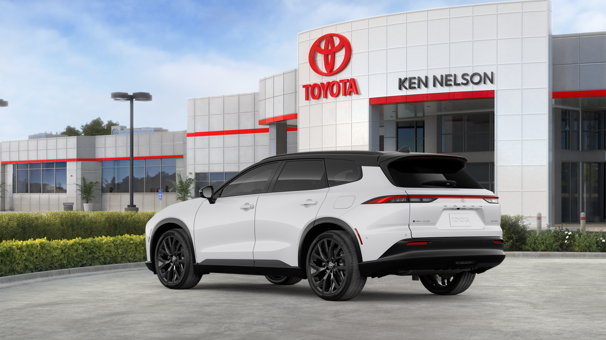New 2026 Oxygen White with Black roof <sup>1</sup> Toyota  Limited image 56