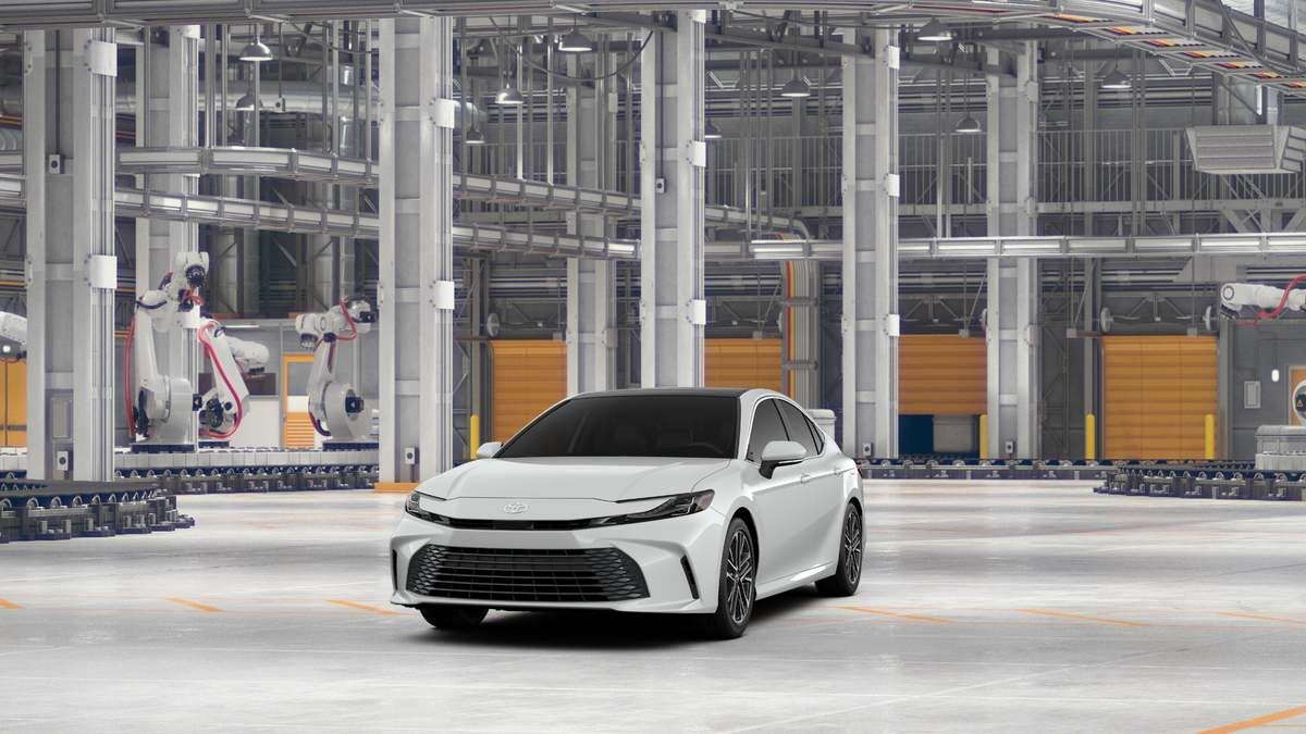 New 2027 Wind Chill Pearl <sup>1</sup> Toyota  XLE AWD image 29