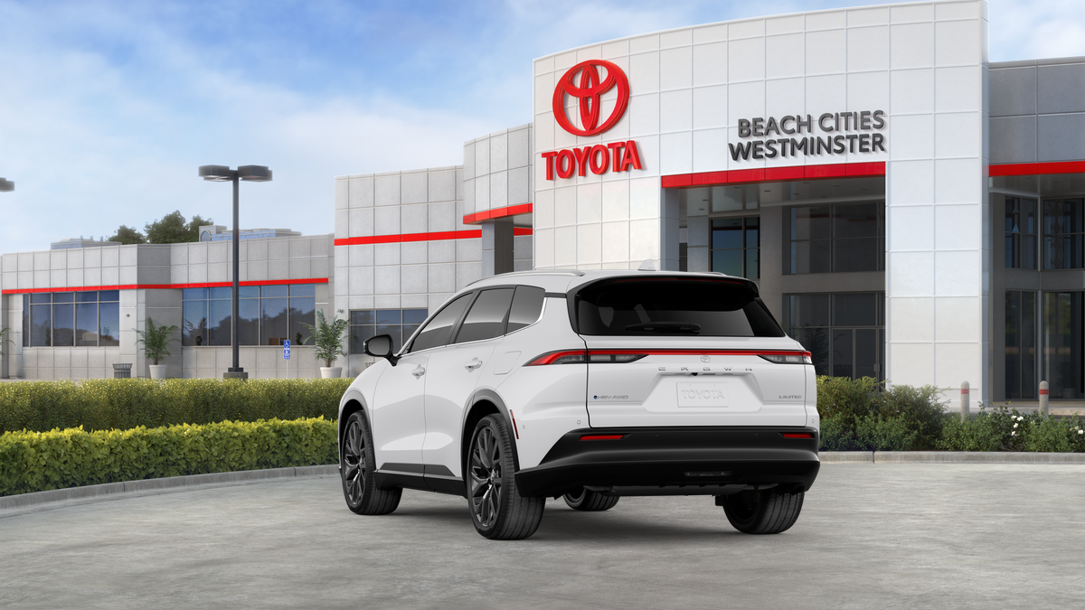 New 2026 Oxygen White <sup>1</sup> Toyota  Limited image 10