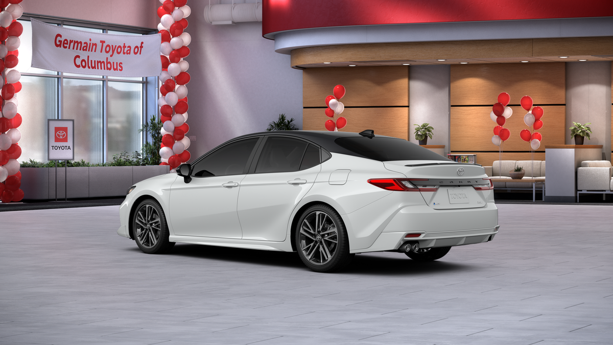 New 2026 Wind Chill Pearl with Midnight Black Metallic roof <sup>1</sup> Toyota  XSE image 8