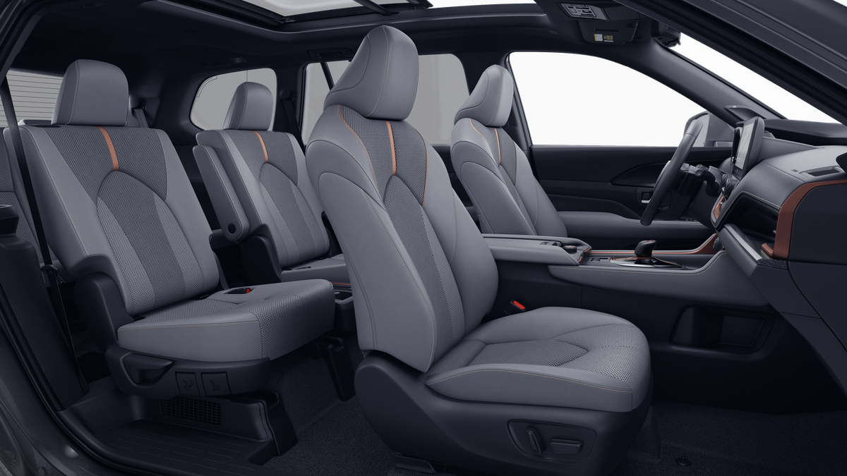 New 2026 Toyota Grand Highlander Hybrid SUV