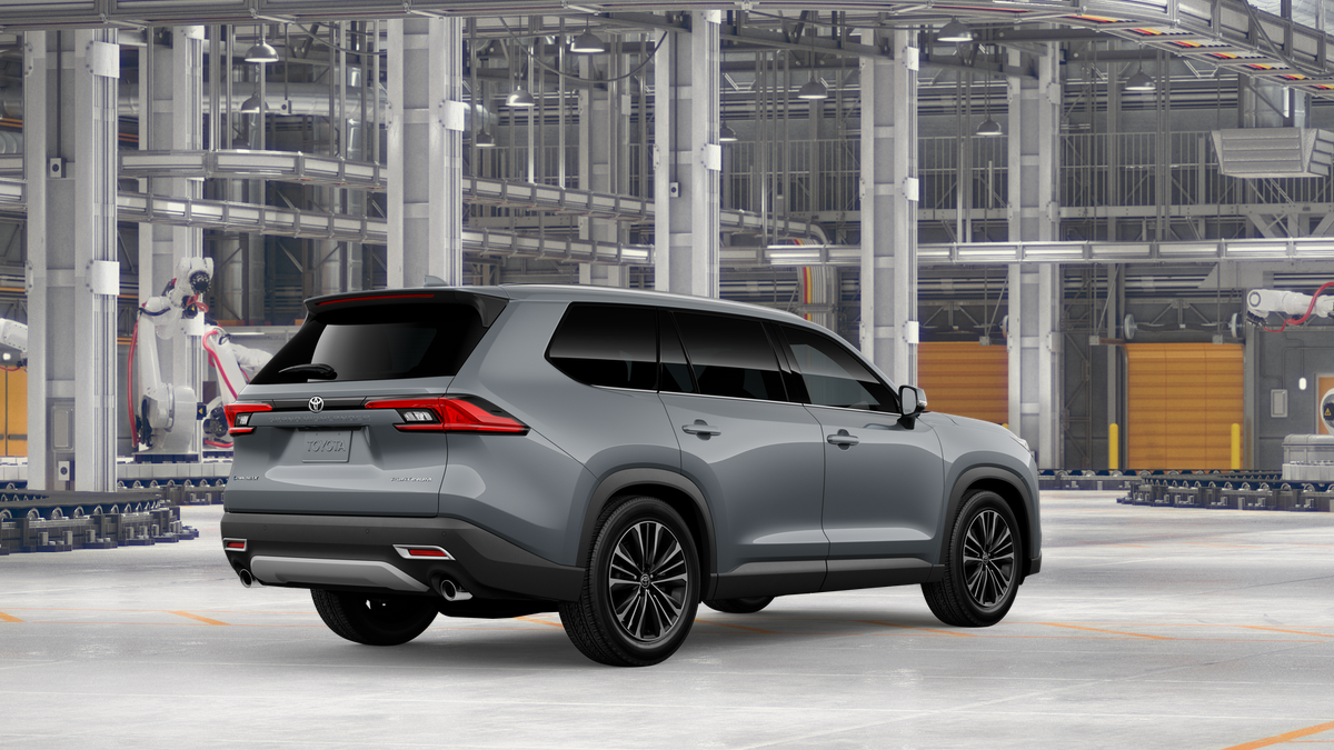 2026 Toyota Highlander Hybrid Platinum photo 10