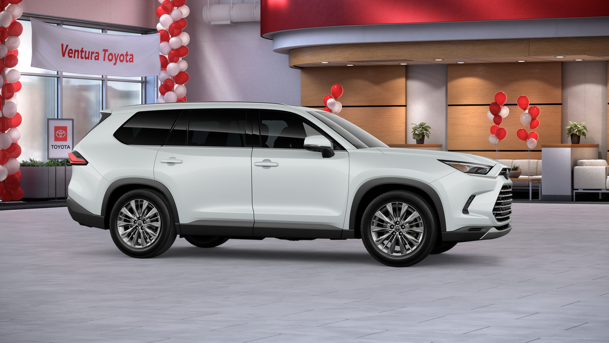 New 2026 Wind Chill Pearl <sup>1</sup> Toyota  Platinum image 15