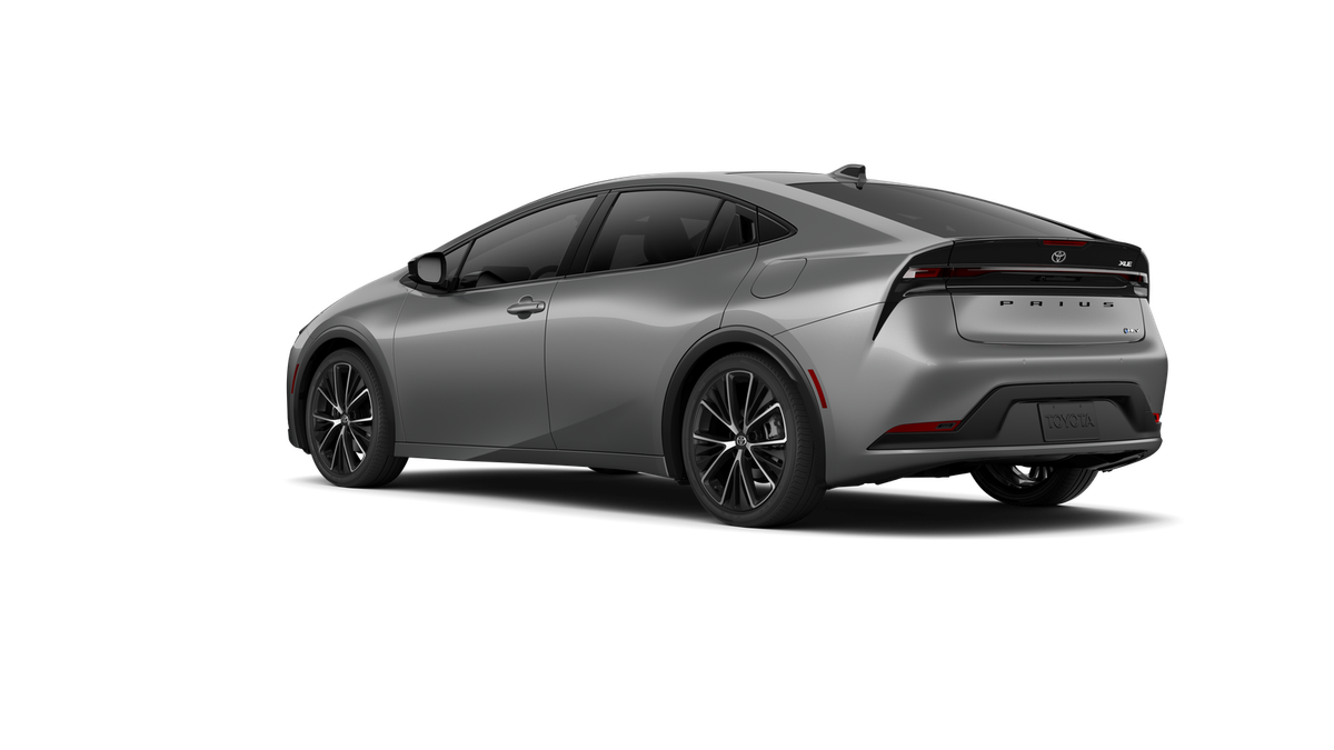 New 2027 Guardian Gray Toyota  XLE image 8
