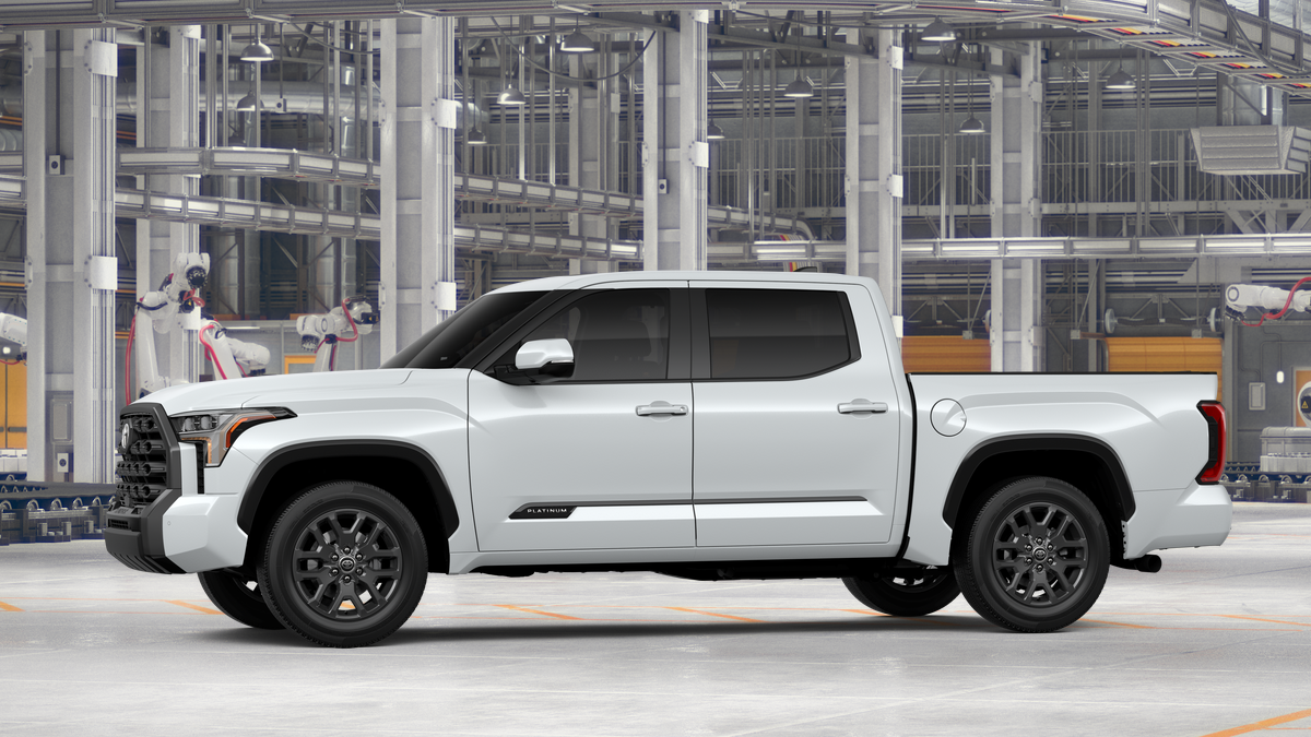 New 2026 Wind Chill Pearl <sup>1</sup> Toyota  Platinum image 5