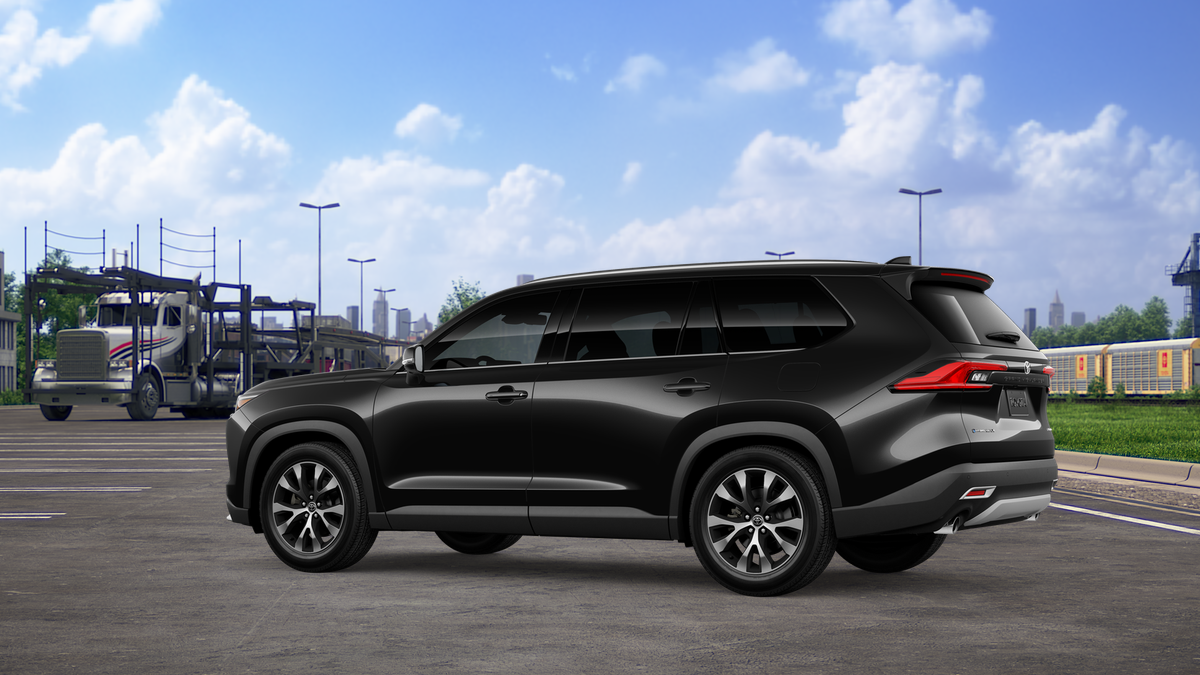 New 2026 Toyota Grand Highlander Hybrid SUV
