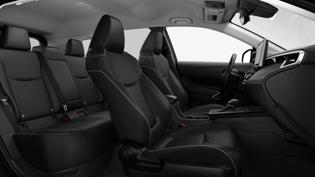 2026 Toyota Corolla Cross XLE photo 21