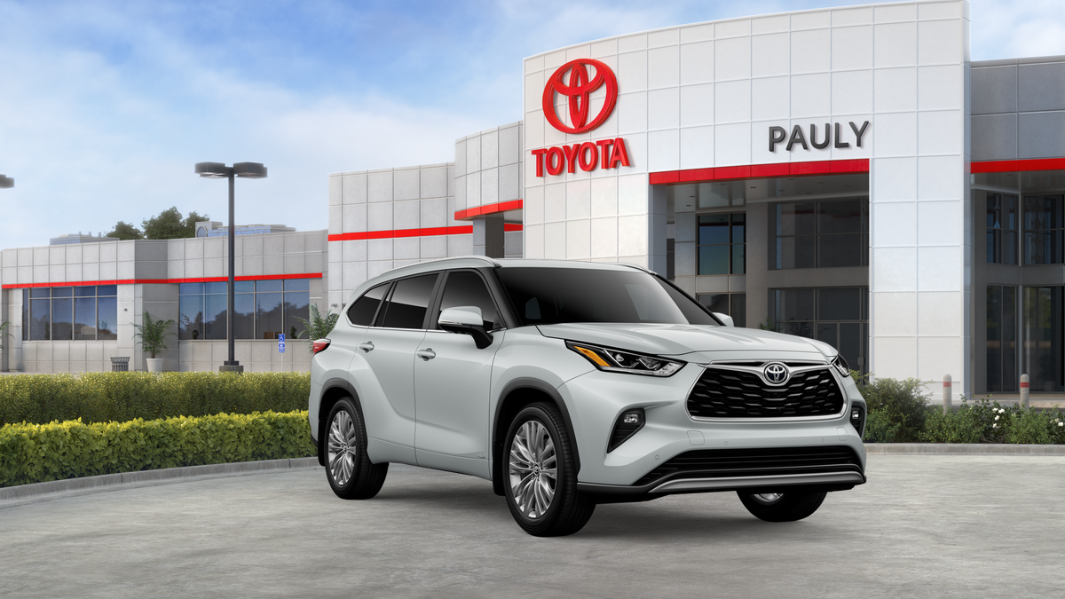 New 2026 Toyota Highlander Hybrid SUV