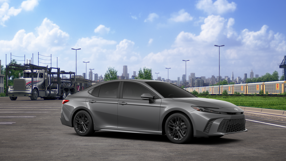 2026 Toyota Camry SE photo 3