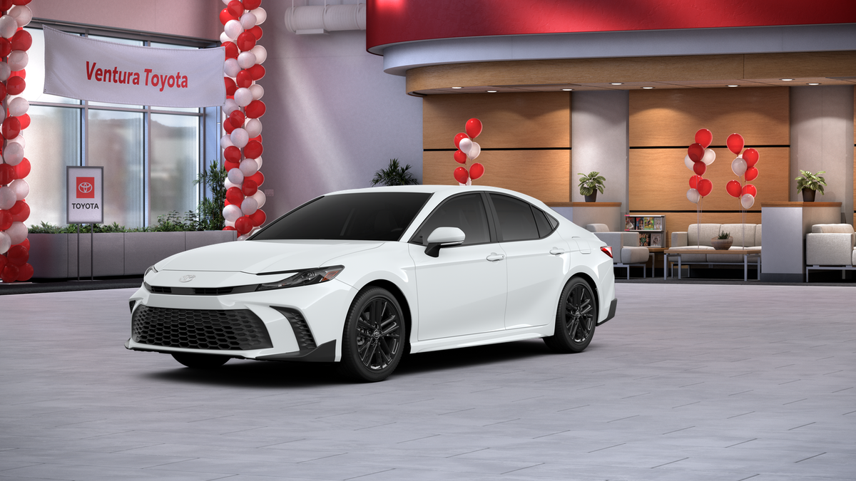 2025 Toyota Camry SE photo 21